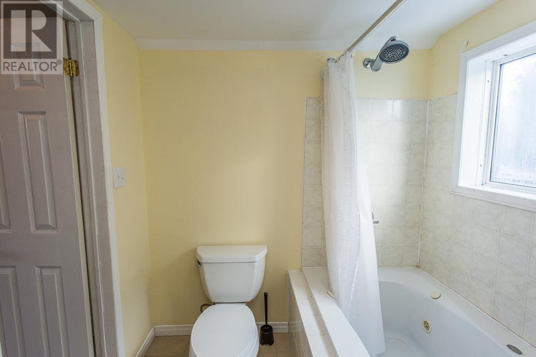 1252 Catherine St, Richards Landing, Ontario  P0R 1J0 - Photo 17 - SM260172