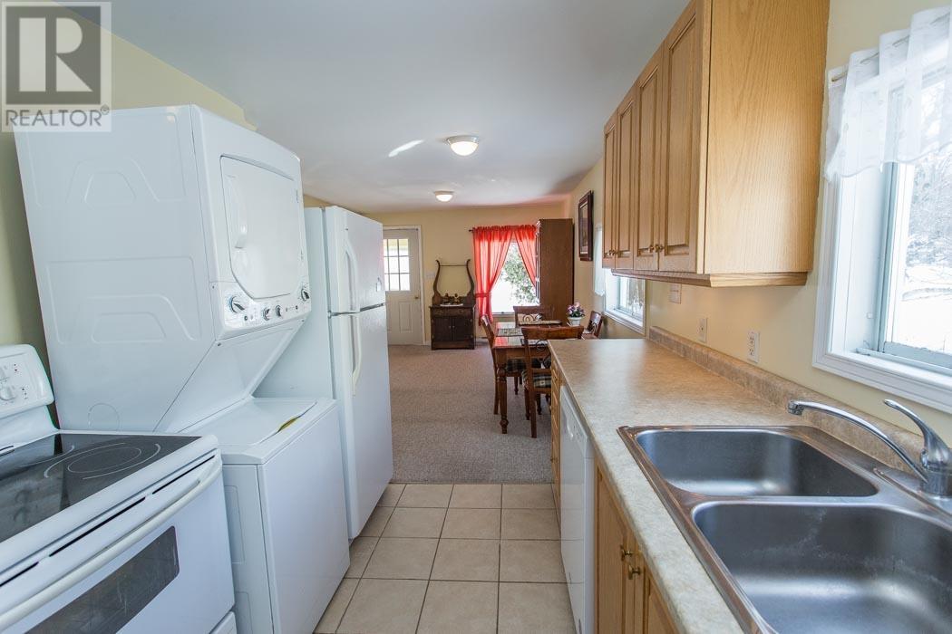 1252 Catherine St, Richards Landing, Ontario  P0R 1J0 - Photo 3 - SM260172