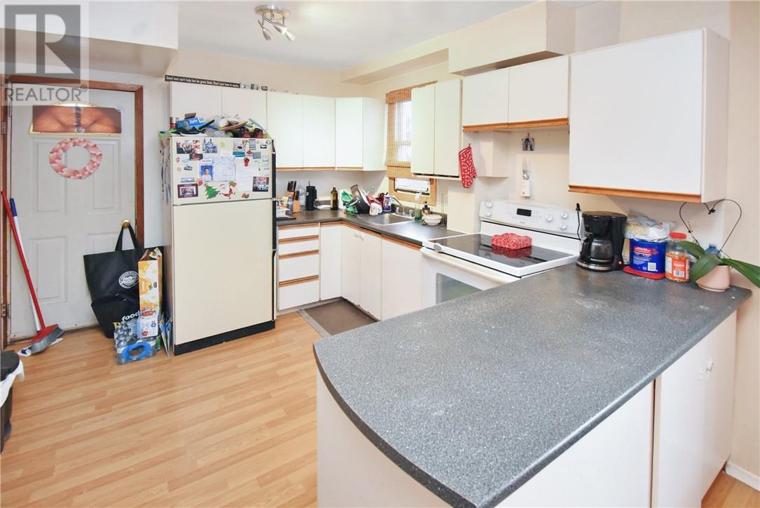 7 Sixth Ave, Levack, Ontario  P0M 2C0 - Photo 10 - 2126246