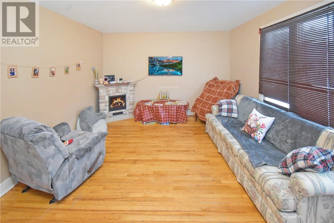 7 Sixth Ave, Levack, Ontario  P0M 2C0 - Photo 14 - 2126246