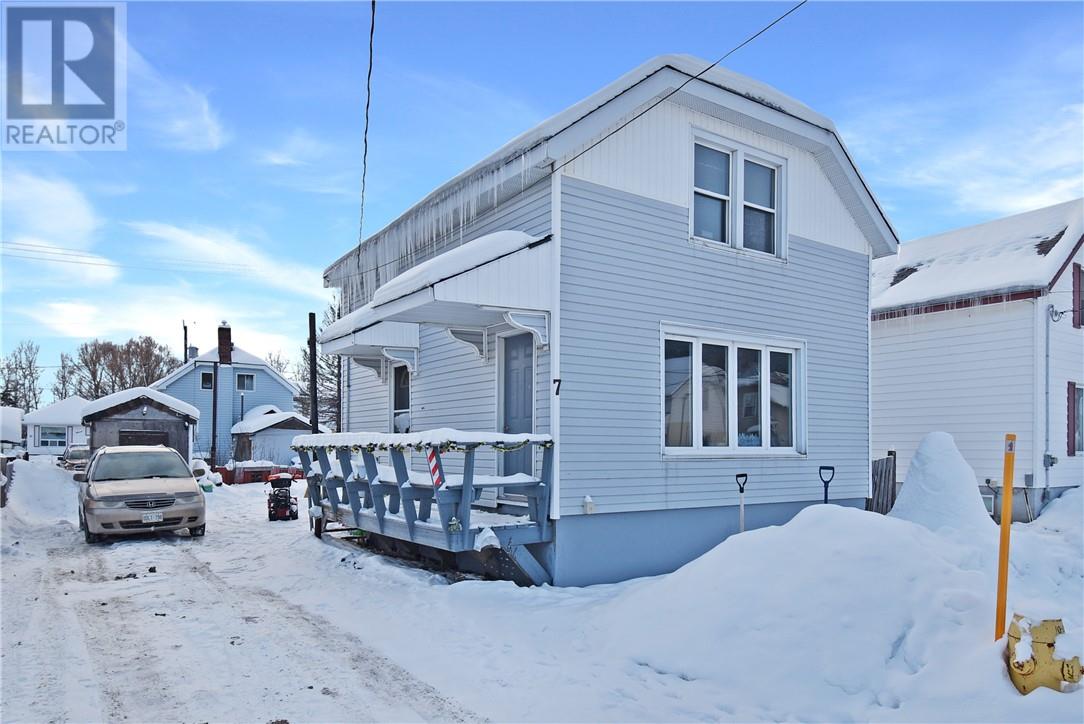 7 Sixth Ave, Levack, Ontario  P0M 2C0 - Photo 2 - 2126246
