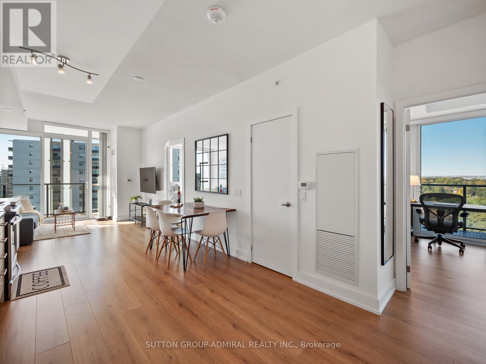 1005 - 128 Fairview Mall Drive, Toronto, Ontario  M2J 0E8 - Photo 8 - C12462387