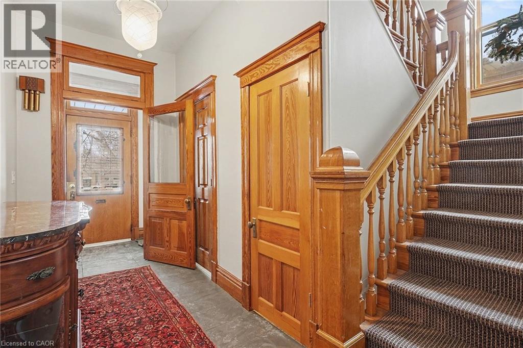 1316 E King Street E, Hamilton, Ontario  L8M 1H3 - Photo 4 - 40801313