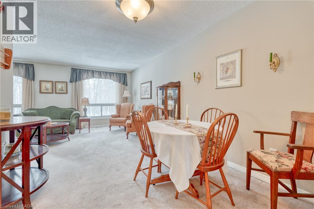 2301 Cavendish Drive Unit# 44, Burlington, Ontario  L7P 3M3 - Photo 5 - 40801306