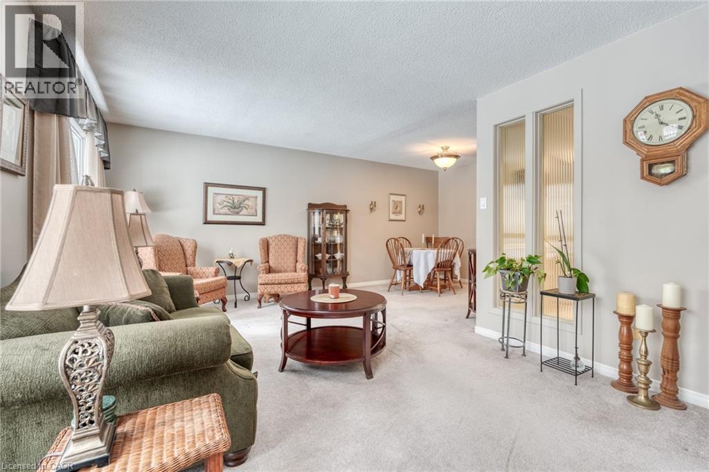 2301 Cavendish Drive Unit# 44, Burlington, Ontario  L7P 3M3 - Photo 8 - 40801306