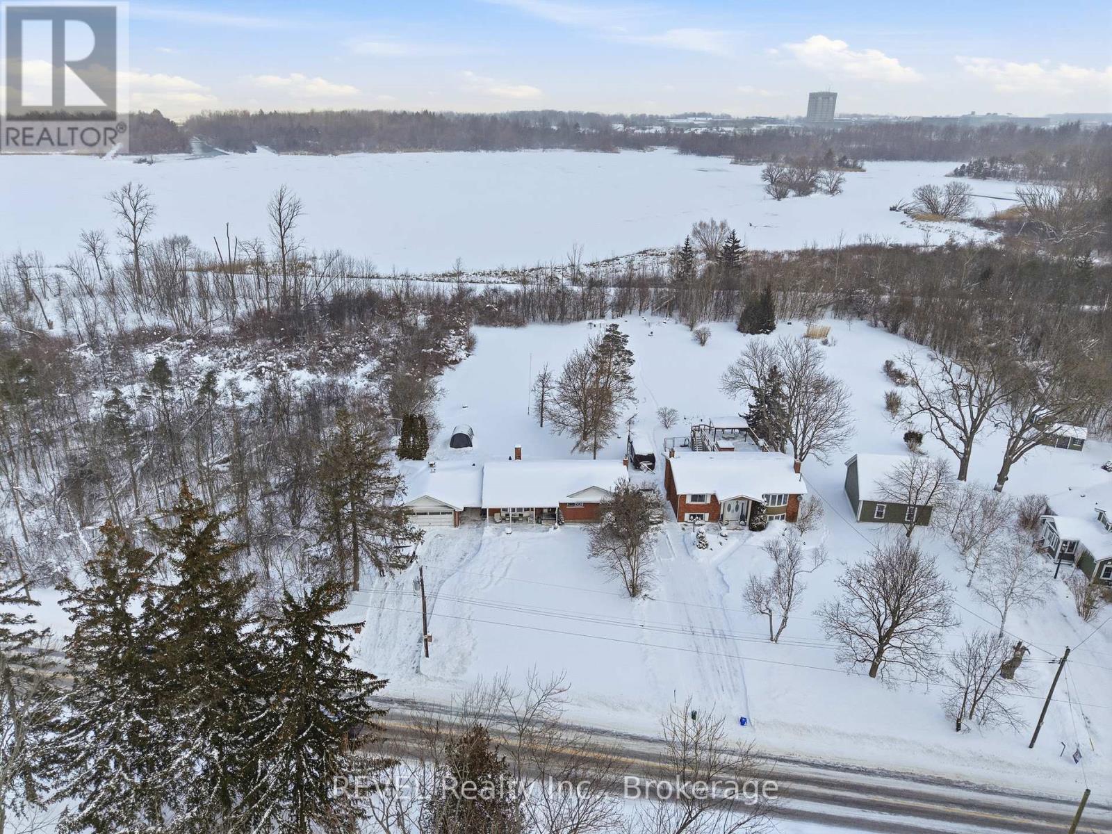 2474 Decew Road, Thorold, Ontario  L0S 1E6 - Photo 12 - X12725254