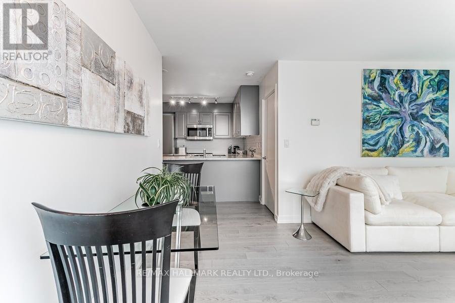 1810 - 381 Front Street W, Toronto, Ontario  M5V 3R8 - Photo 12 - C12734542