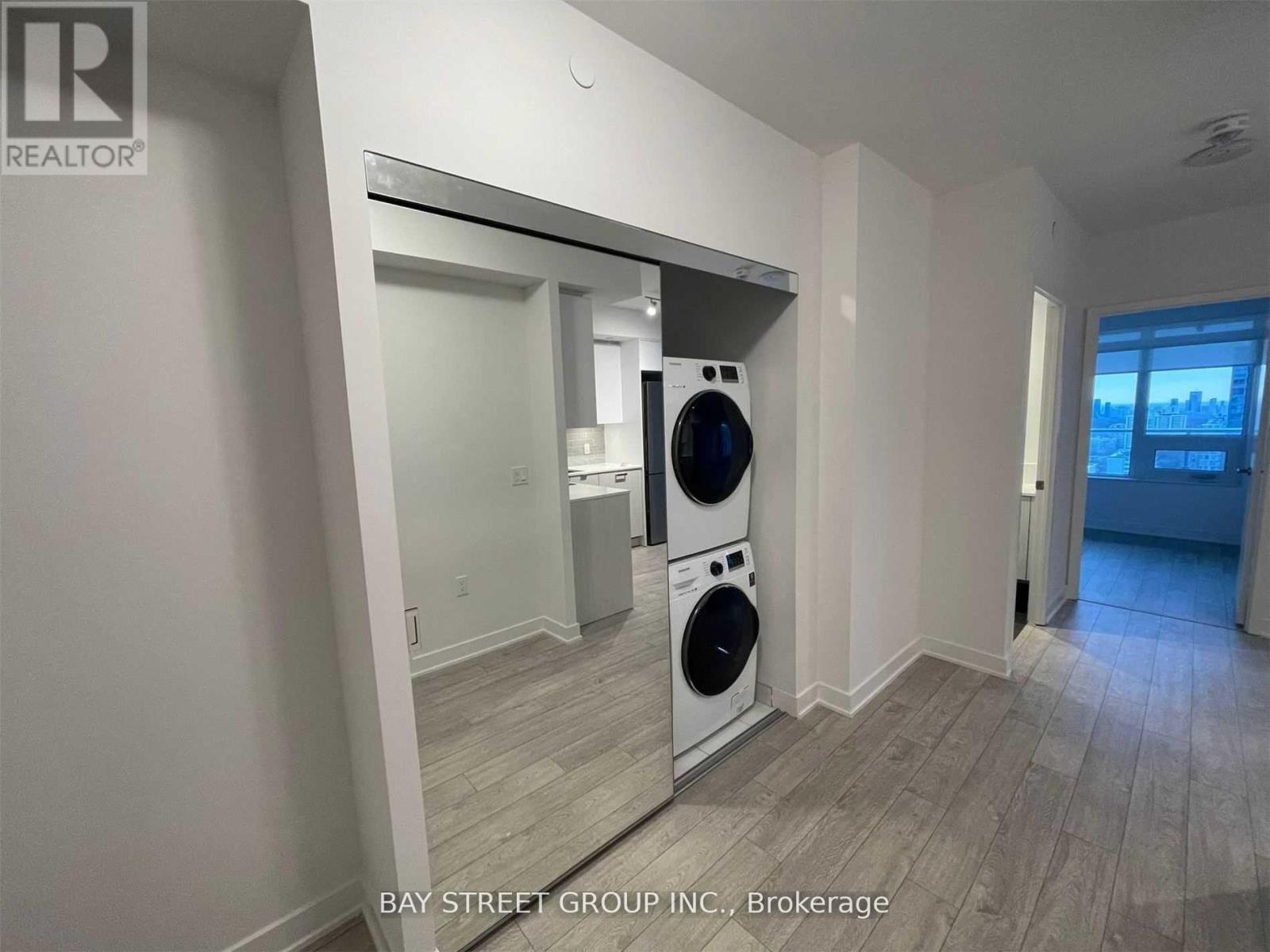 3206 - 195 Redpath Avenue, Toronto, Ontario  M4P 0E4 - Photo 2 - C12734564