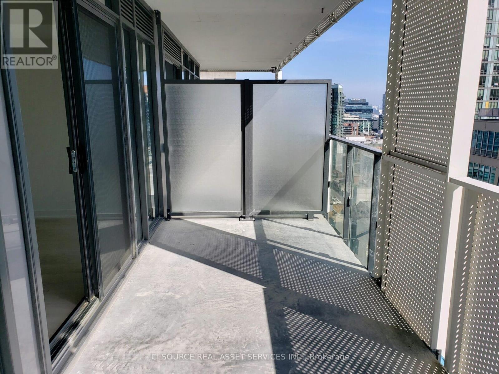 2004 - 25 Richmond Street E, Toronto, Ontario  M5C 0A6 - Photo 11 - C12734590