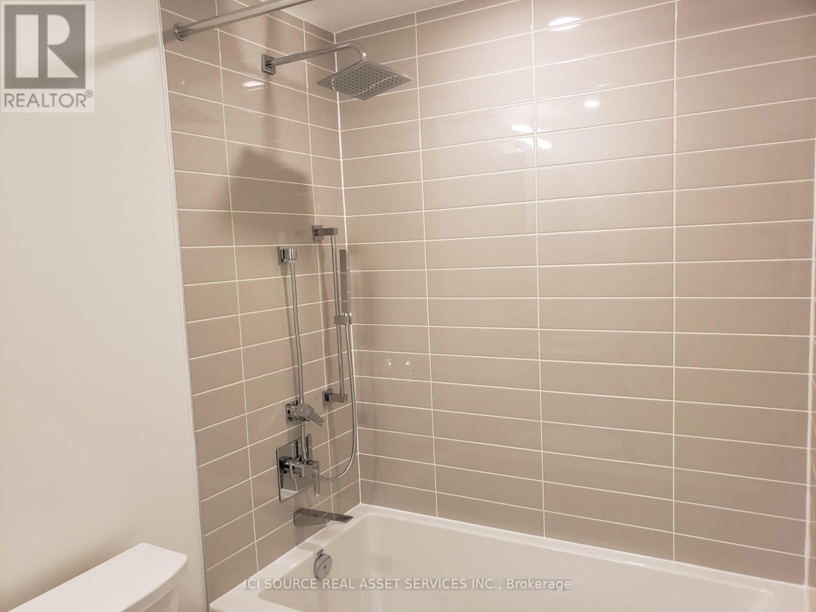 2004 - 25 Richmond Street E, Toronto, Ontario  M5C 0A6 - Photo 9 - C12734590