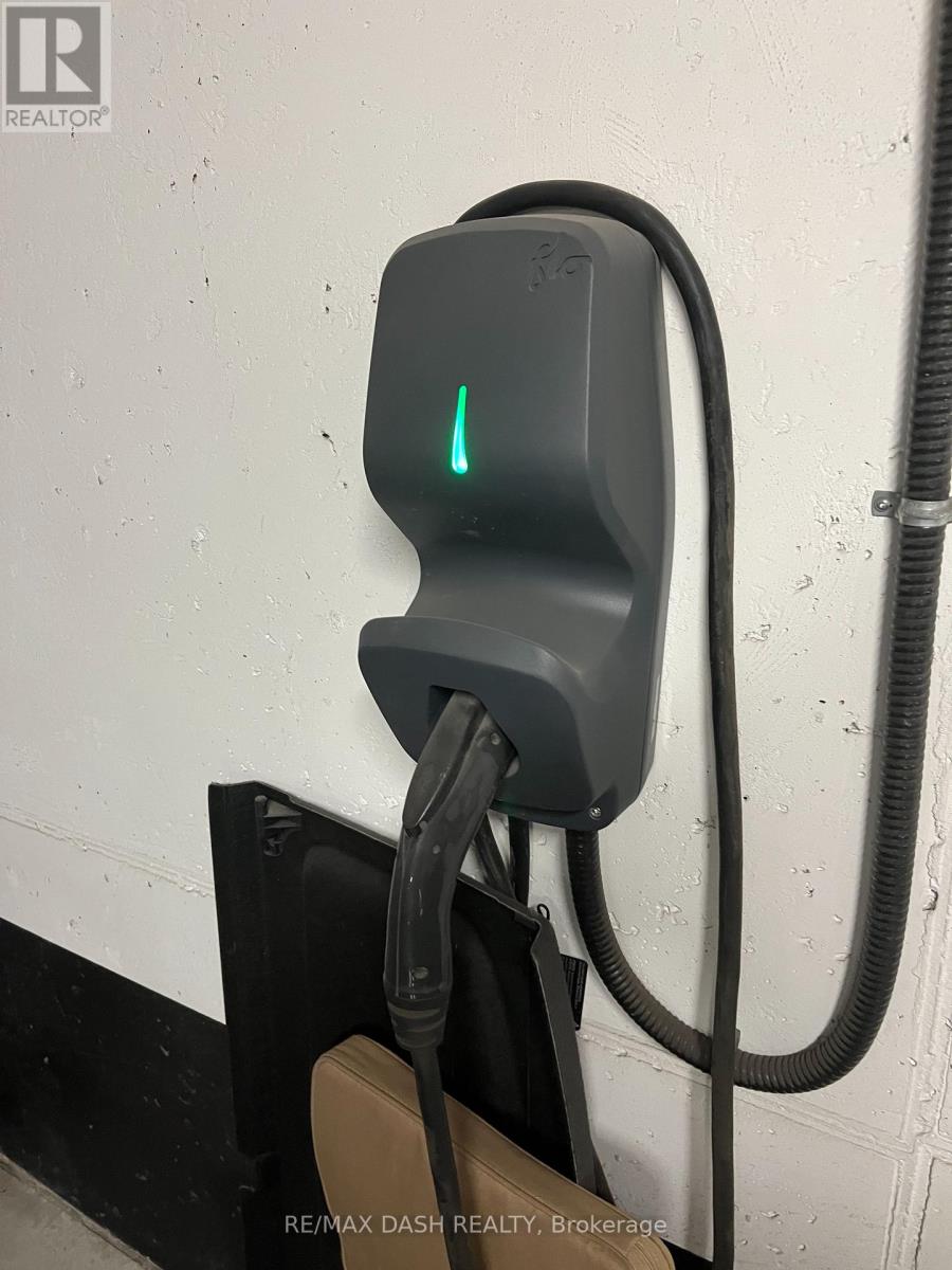 1202 - 27 Bathurst Street, Toronto, Ontario  M5V 2P1 - Photo 16 - C12734598