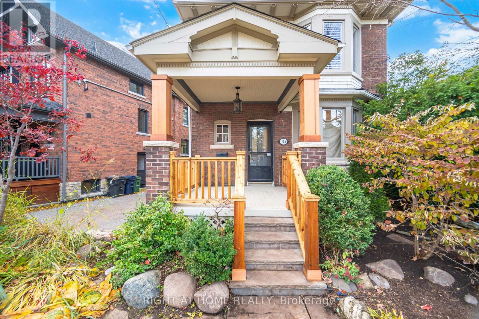 106 Ellerbeck Street, Toronto, Ontario  M4K 2V1 - Photo 3 - E12734582