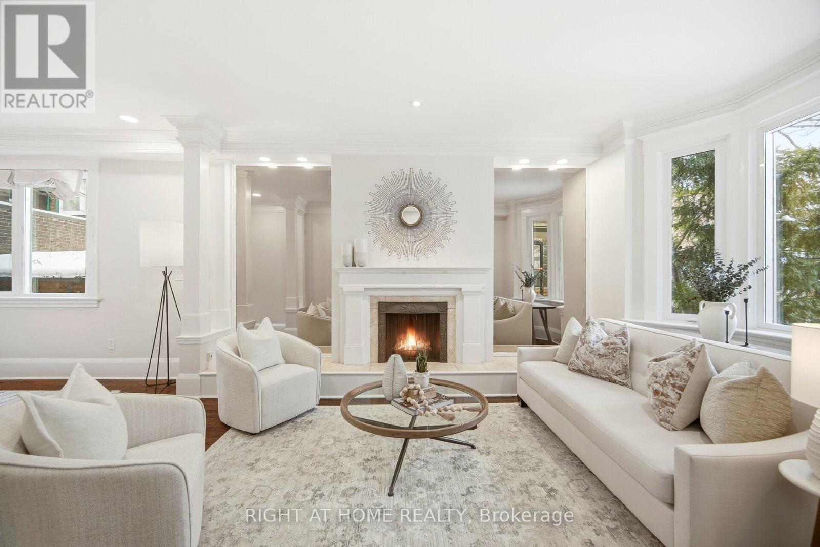 106 Ellerbeck Street, Toronto, Ontario  M4K 2V1 - Photo 6 - E12734582