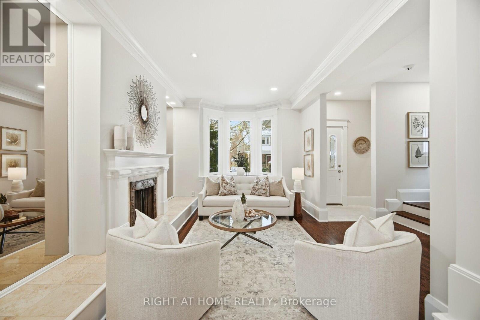 106 Ellerbeck Street, Toronto, Ontario  M4K 2V1 - Photo 7 - E12734582