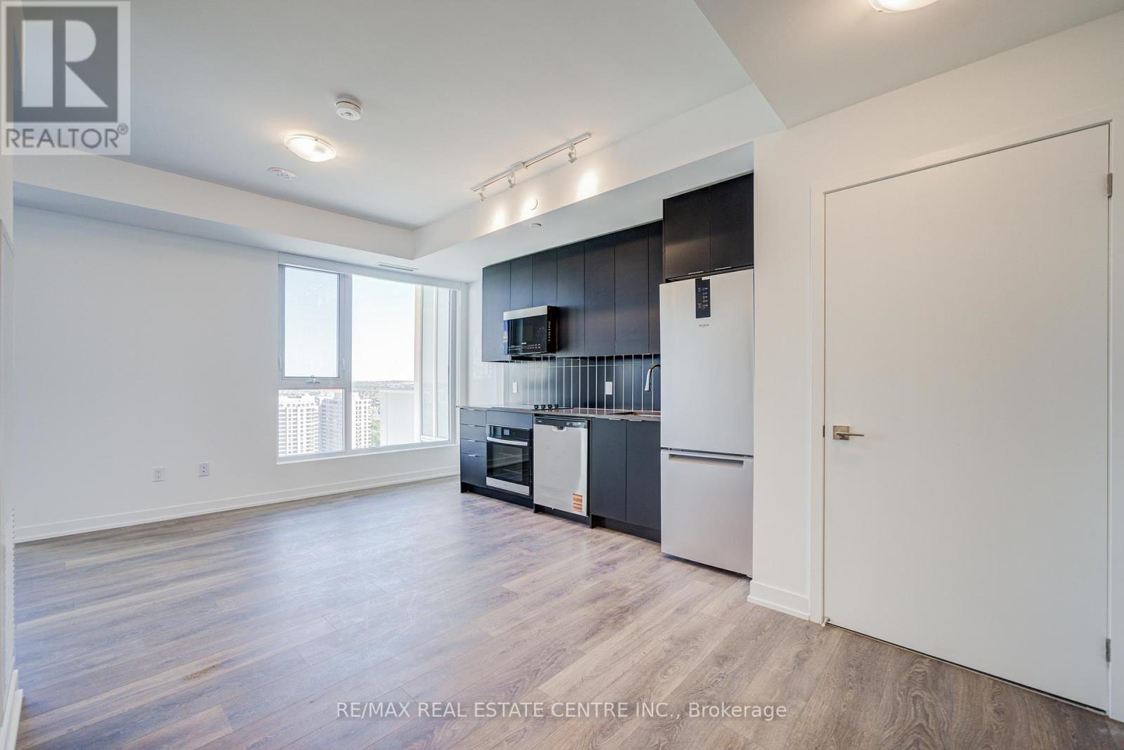 2204 - 474 Caldari Road, Vaughan, Ontario  L4K 0R5 - Photo 10 - N12734552