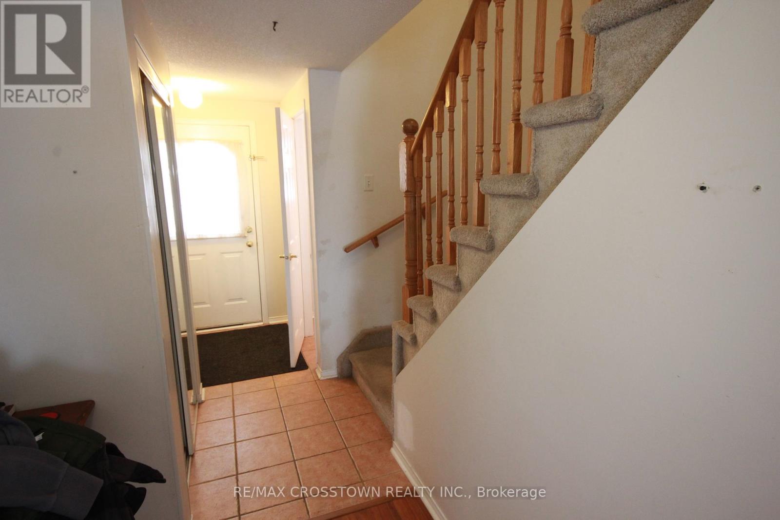 157 Nathan Crescent, Barrie, Ontario  L4N 0S6 - Photo 5 - S12734566