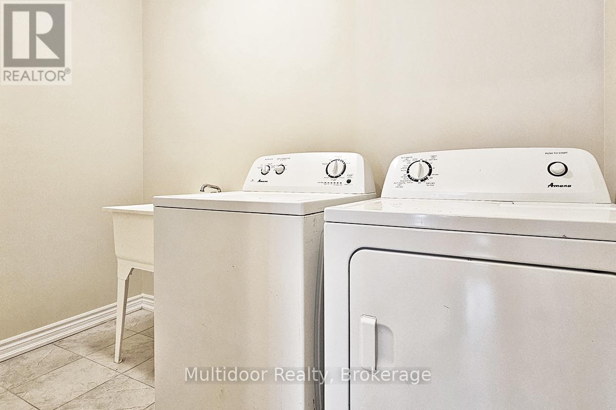 19 Glasson Lane, Caledon, Ontario  L7C 4H2 - Photo 23 - W12734560