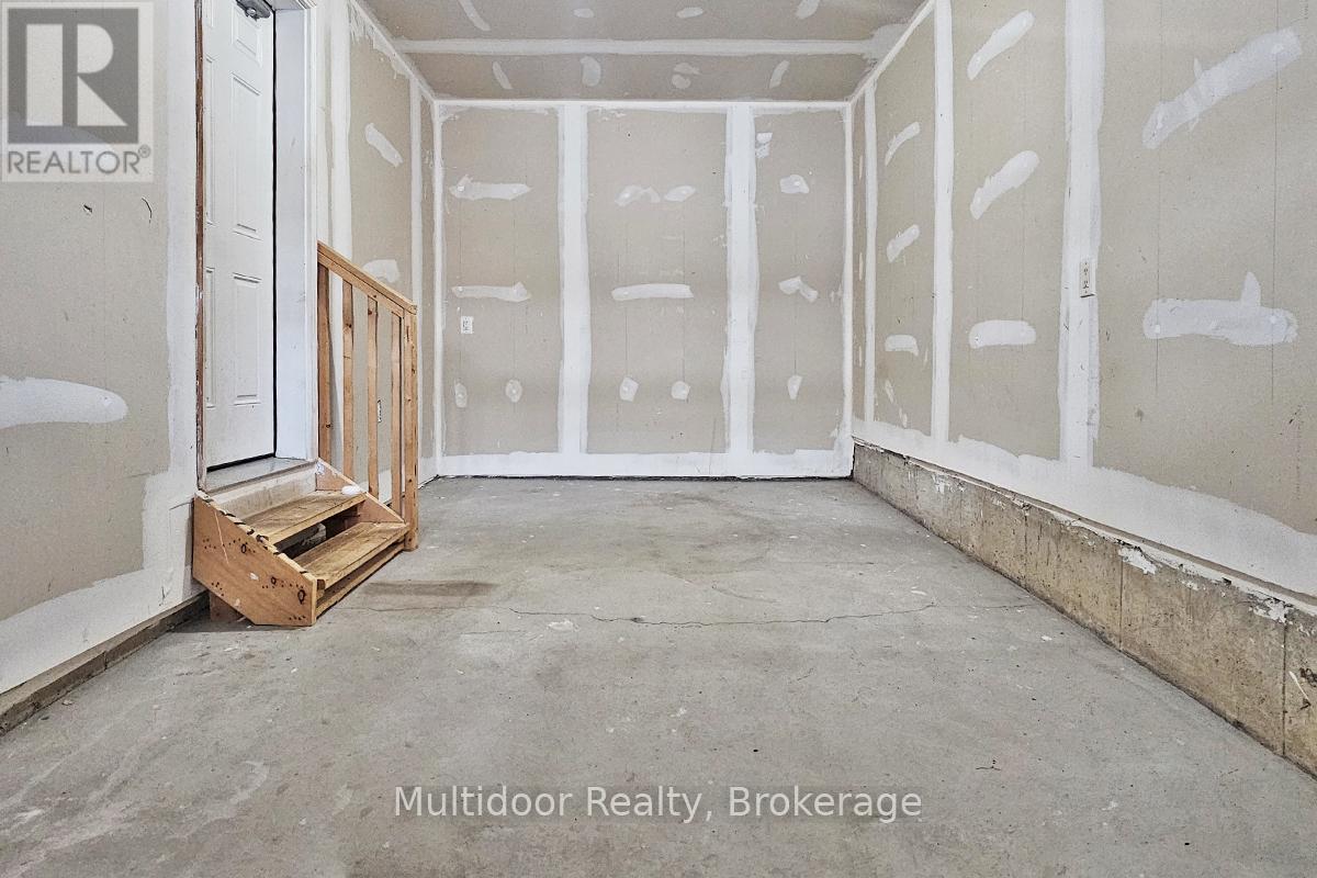 19 Glasson Lane, Caledon, Ontario  L7C 4H2 - Photo 25 - W12734560