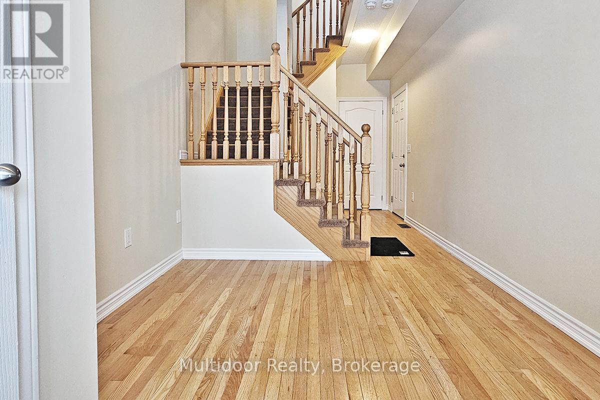 19 Glasson Lane, Caledon, Ontario  L7C 4H2 - Photo 3 - W12734560