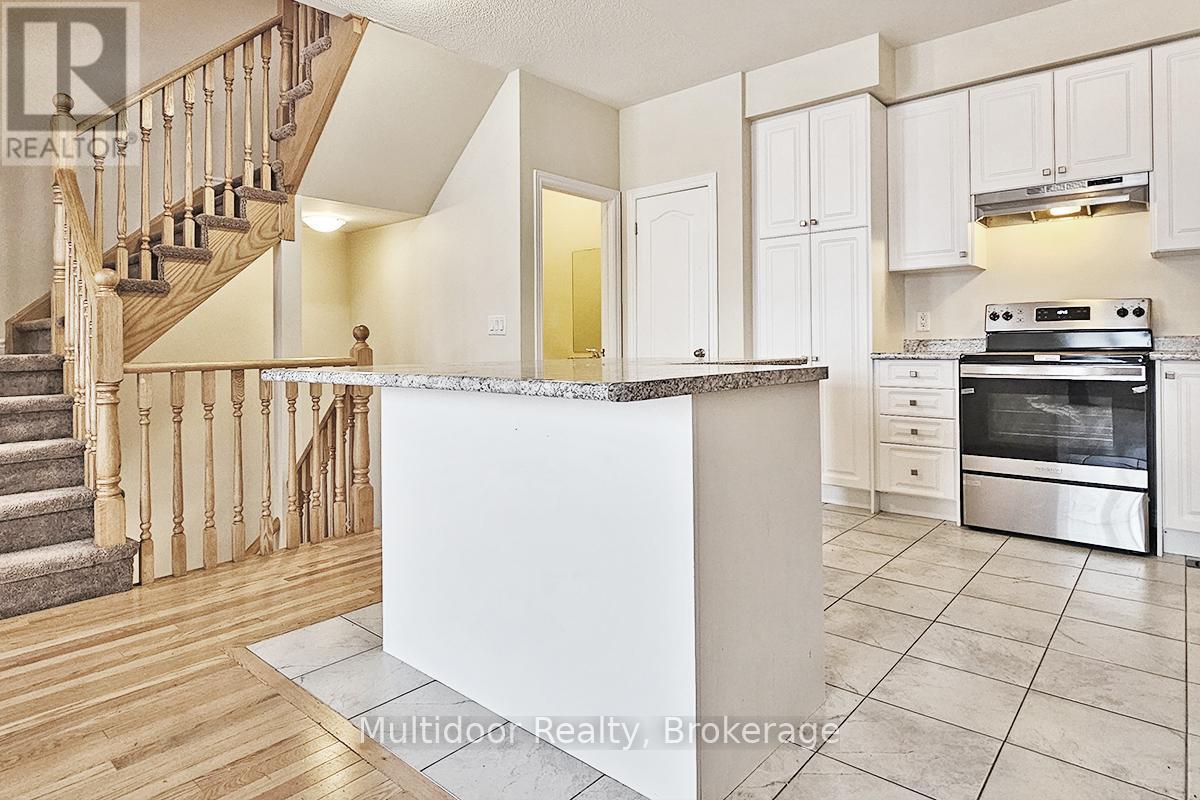 19 Glasson Lane, Caledon, Ontario  L7C 4H2 - Photo 7 - W12734560