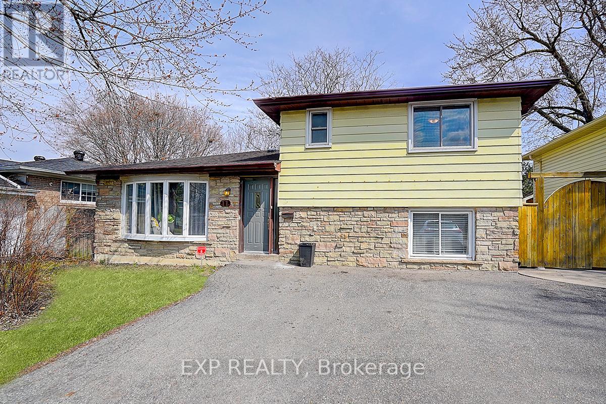 11 Tullamore Road, Brampton, Ontario  L6W 1J6 - Photo 3 - W12734576