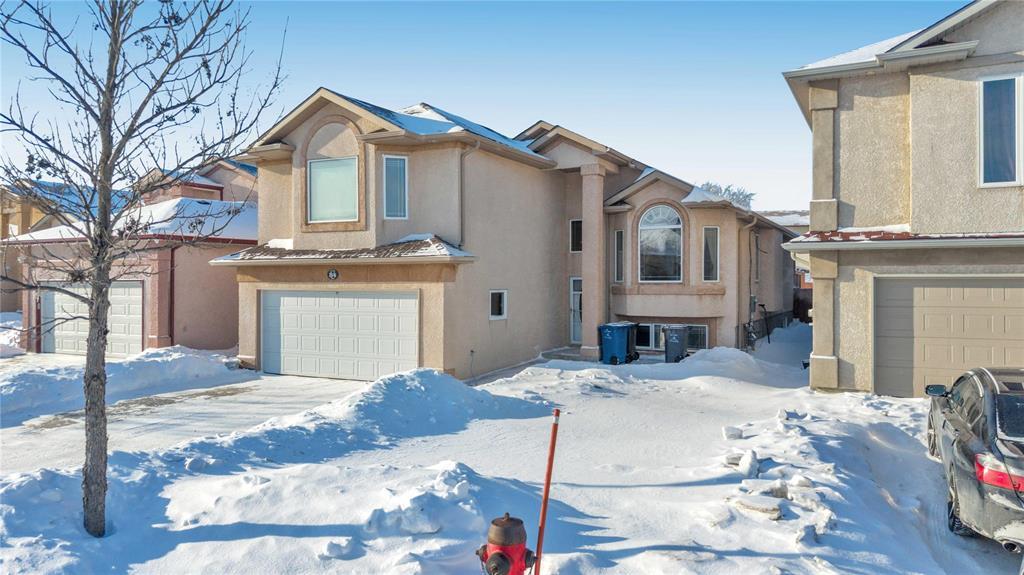 84 Sewa Crescent, Winnipeg, Manitoba  R2R 0M9 - Photo 1 - 202601498