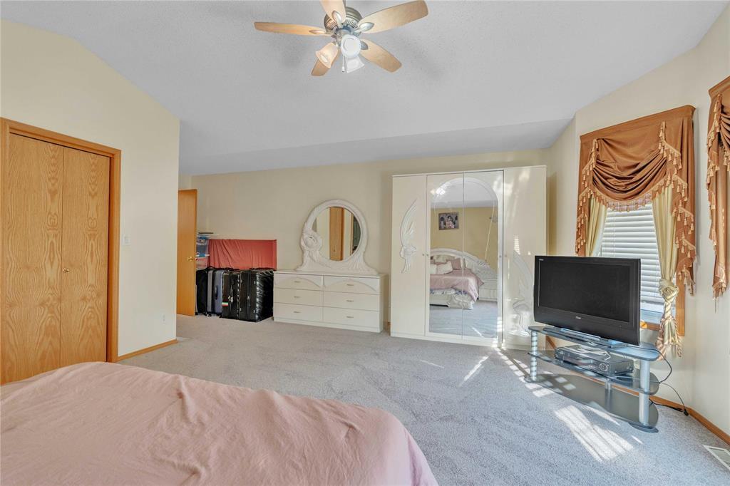 84 Sewa Crescent, Winnipeg, Manitoba  R2R 0M9 - Photo 14 - 202601498