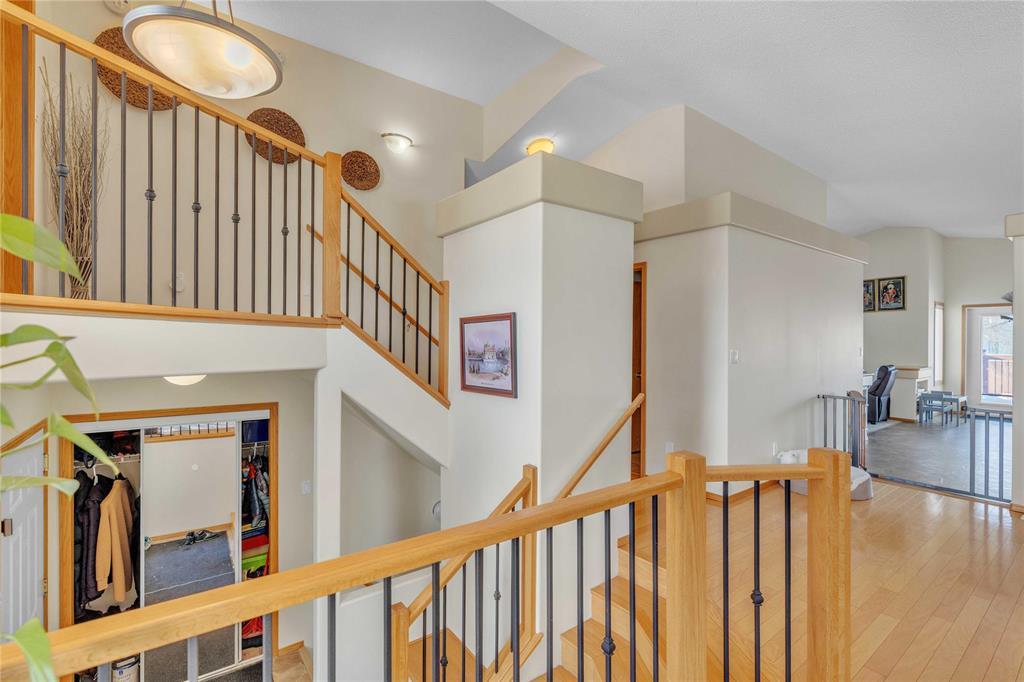 84 Sewa Crescent, Winnipeg, Manitoba  R2R 0M9 - Photo 5 - 202601498