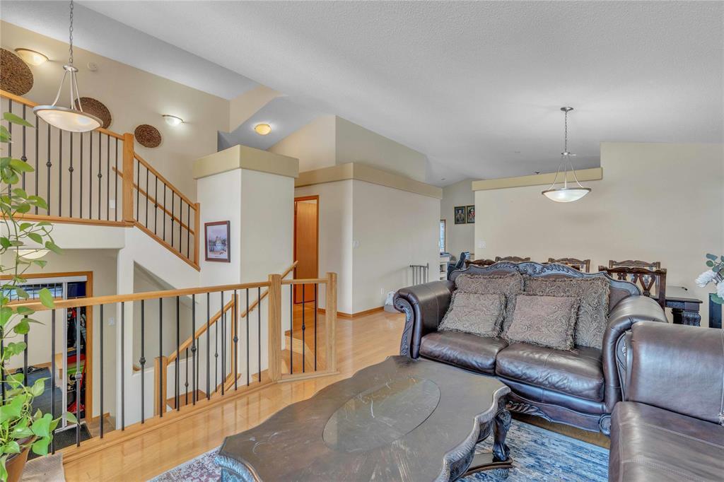 84 Sewa Crescent, Winnipeg, Manitoba  R2R 0M9 - Photo 6 - 202601498