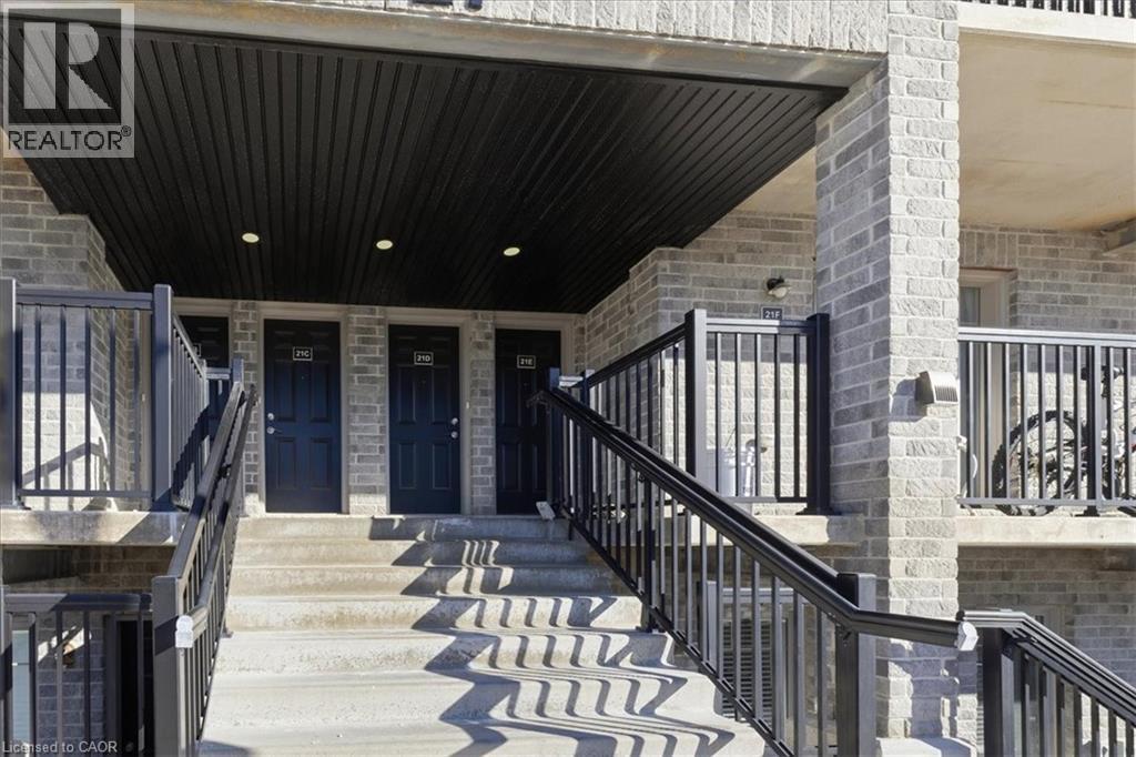 1989 Ottawa Street S Unit# 21d, Kitchener, Ontario  N2E 0G7 - Photo 3 - 40801312