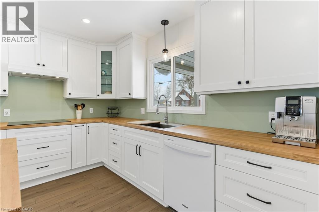 53 Hincks Street, New Hamburg, Ontario  N3A 2A2 - Photo 11 - 40799589