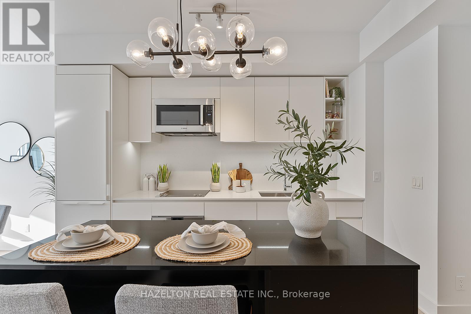 302 - 128 Pears Avenue, Toronto, Ontario  M5R 0A9 - Photo 11 - C12734640