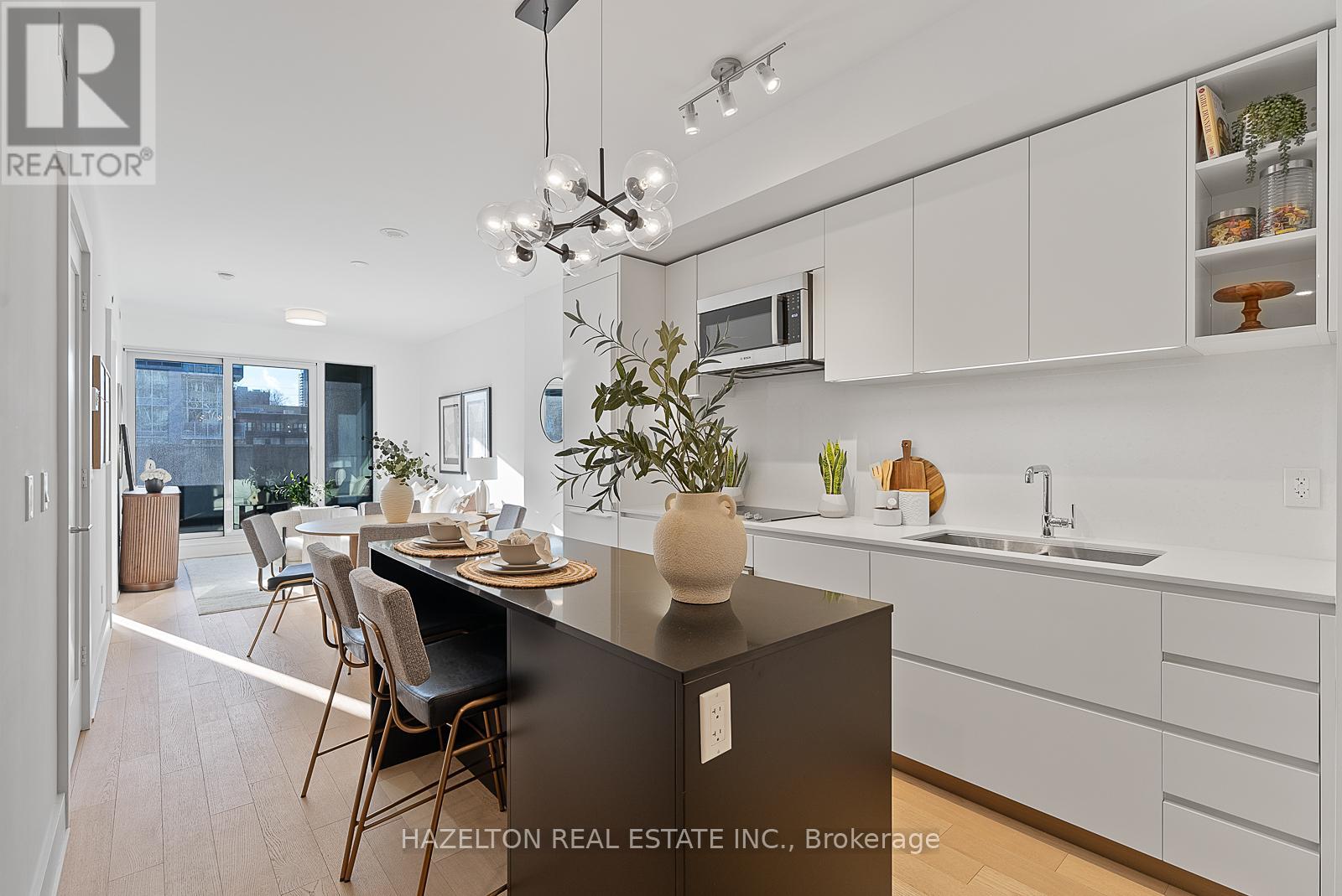 302 - 128 Pears Avenue, Toronto, Ontario  M5R 0A9 - Photo 7 - C12734640