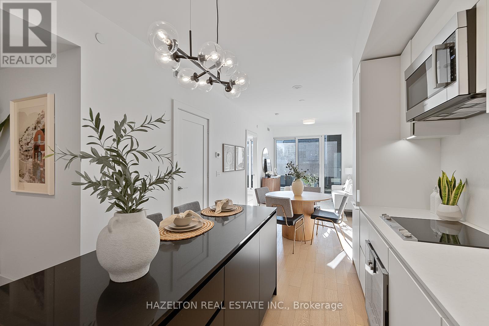 302 - 128 Pears Avenue, Toronto, Ontario  M5R 0A9 - Photo 8 - C12734640