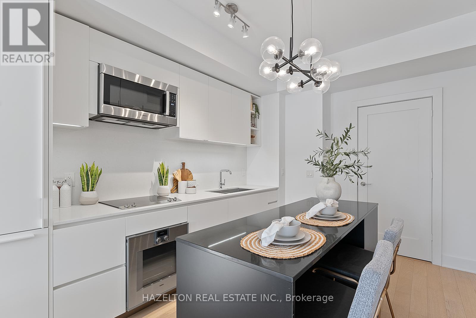 302 - 128 Pears Avenue, Toronto, Ontario  M5R 0A9 - Photo 9 - C12734640