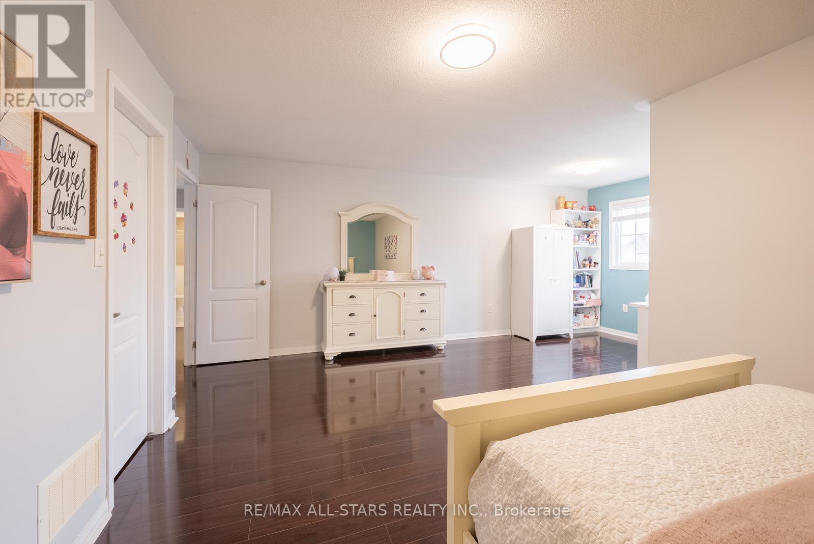 134 Stephensbrook Circle, Whitchurch-Stouffville, Ontario  L4A 0G4 - Photo 33 - N12734624