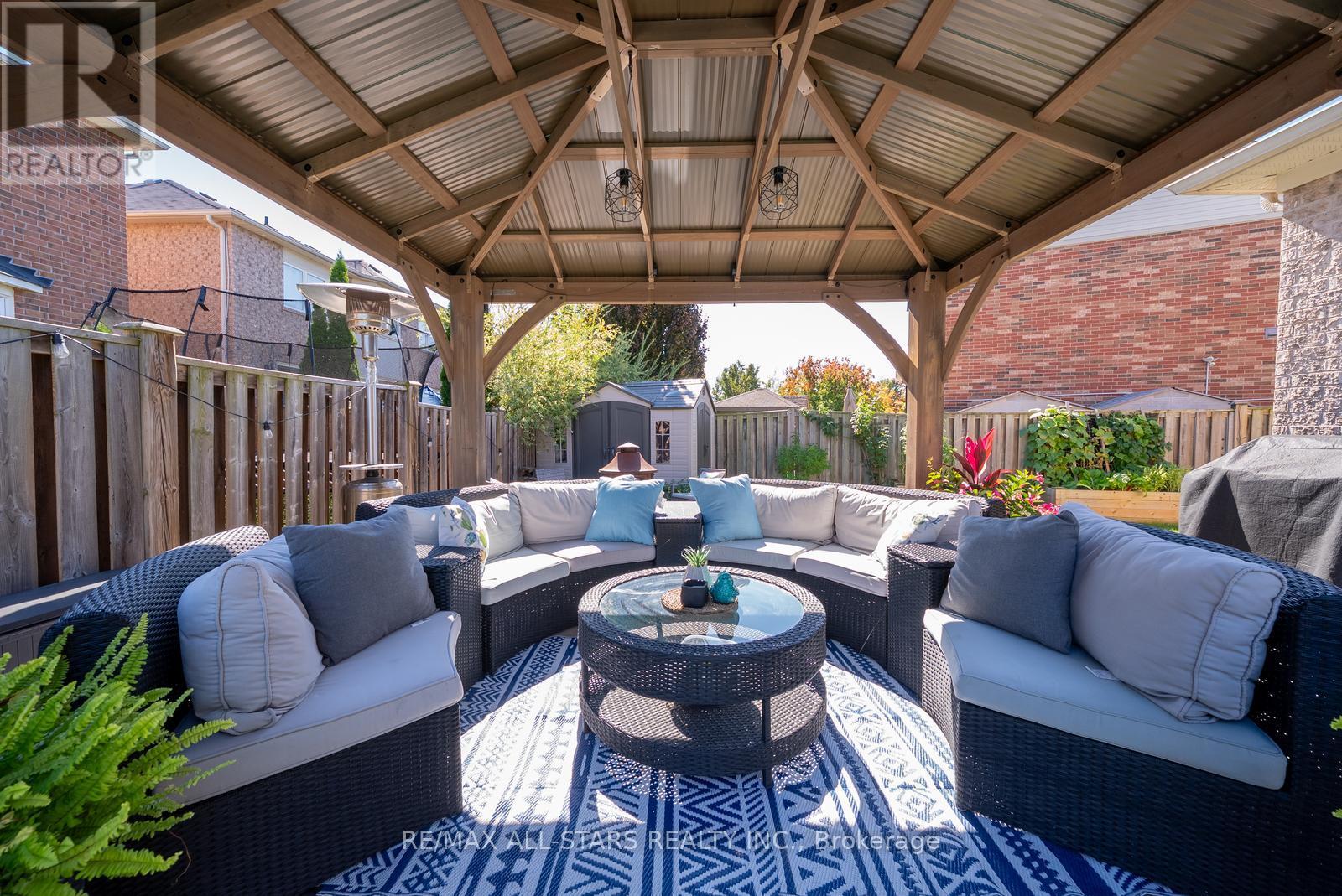 134 Stephensbrook Circle, Whitchurch-Stouffville, Ontario  L4A 0G4 - Photo 49 - N12734624