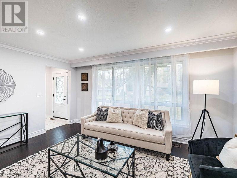 179 Elizabeth Street S, Brampton, Ontario  L6Y 1R8 - Photo 8 - W12734636