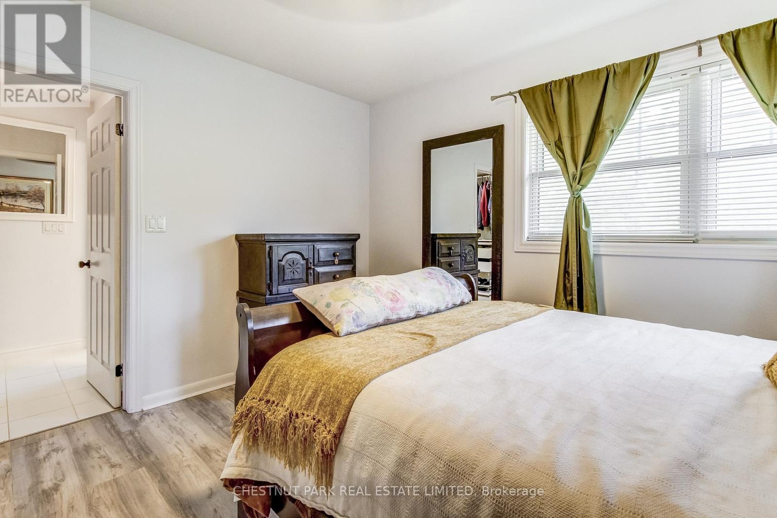 30 Mckenzie Street, St. Catharines, Ontario  L2M 2N1 - Photo 13 - X12734626