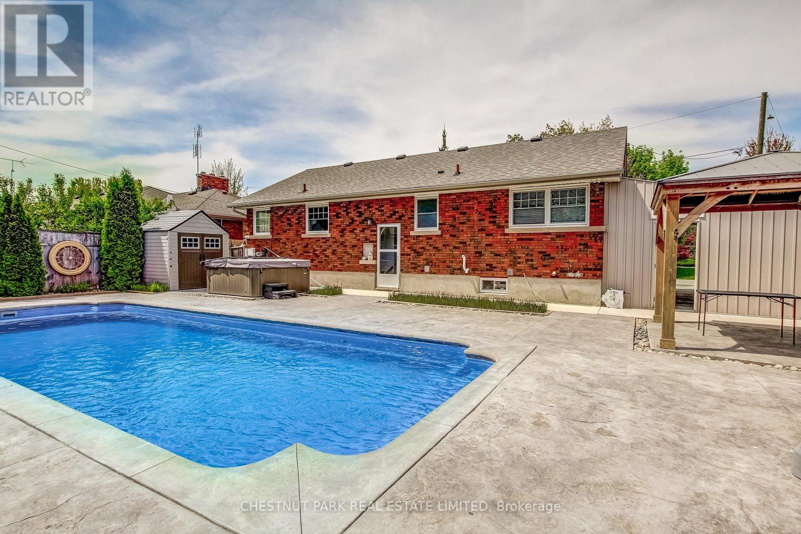 30 Mckenzie Street, St. Catharines, Ontario  L2M 2N1 - Photo 28 - X12734626