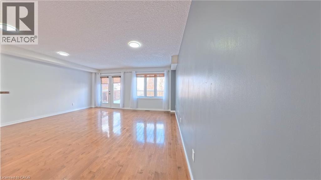 919 Zeller Crescent, Kitchener, Ontario  N2A 0C7 - Photo 45 - 40800782