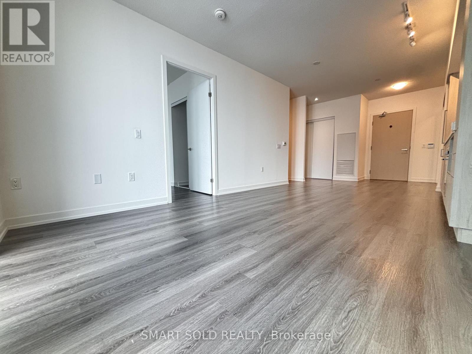 908 - 138 Downes Street, Toronto, Ontario  M5E 0E4 - Photo 6 - C12734650