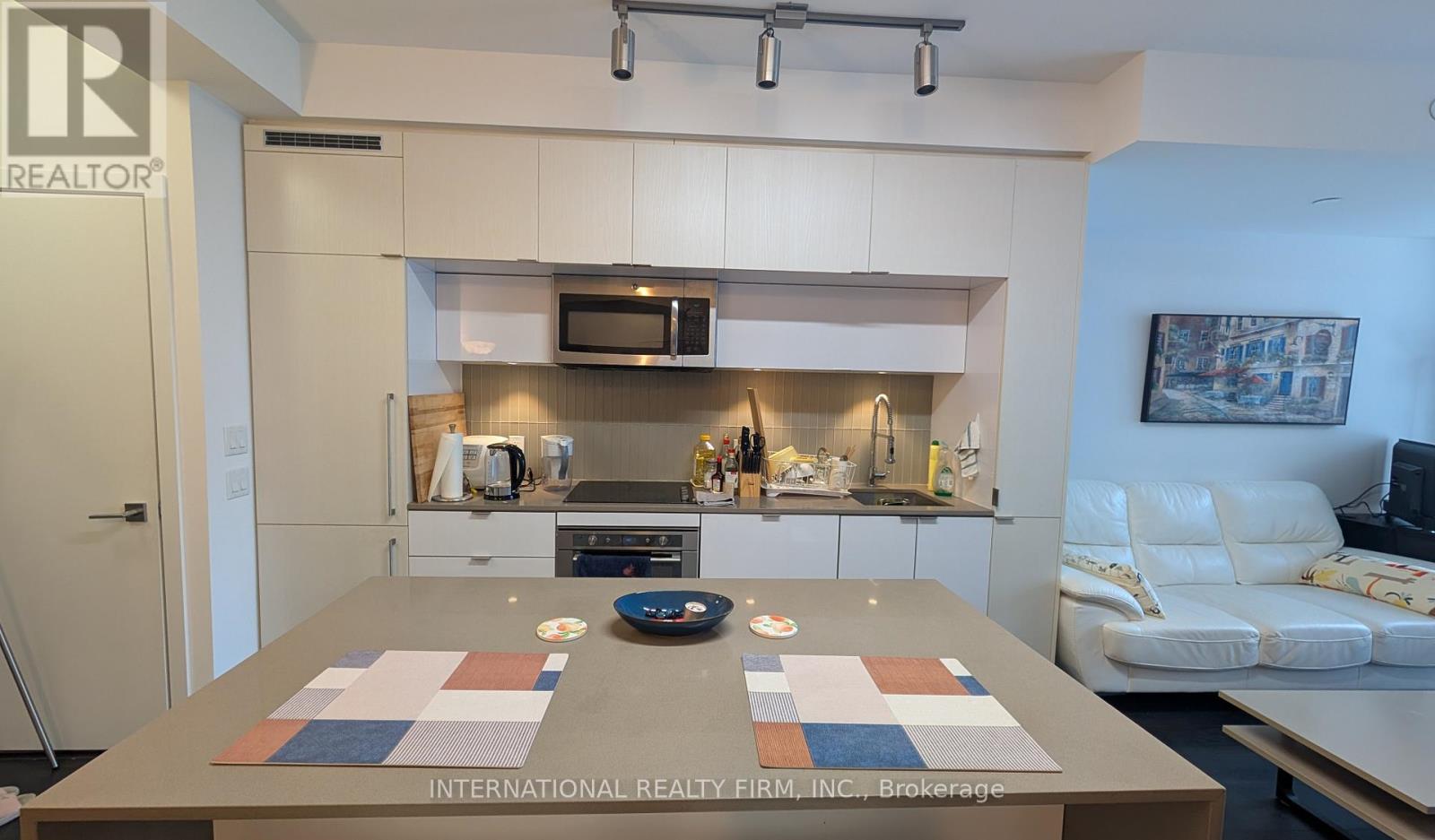 206 - 28 Avondale Avenue, Toronto, Ontario  M2N 0K2 - Photo 2 - C12734654