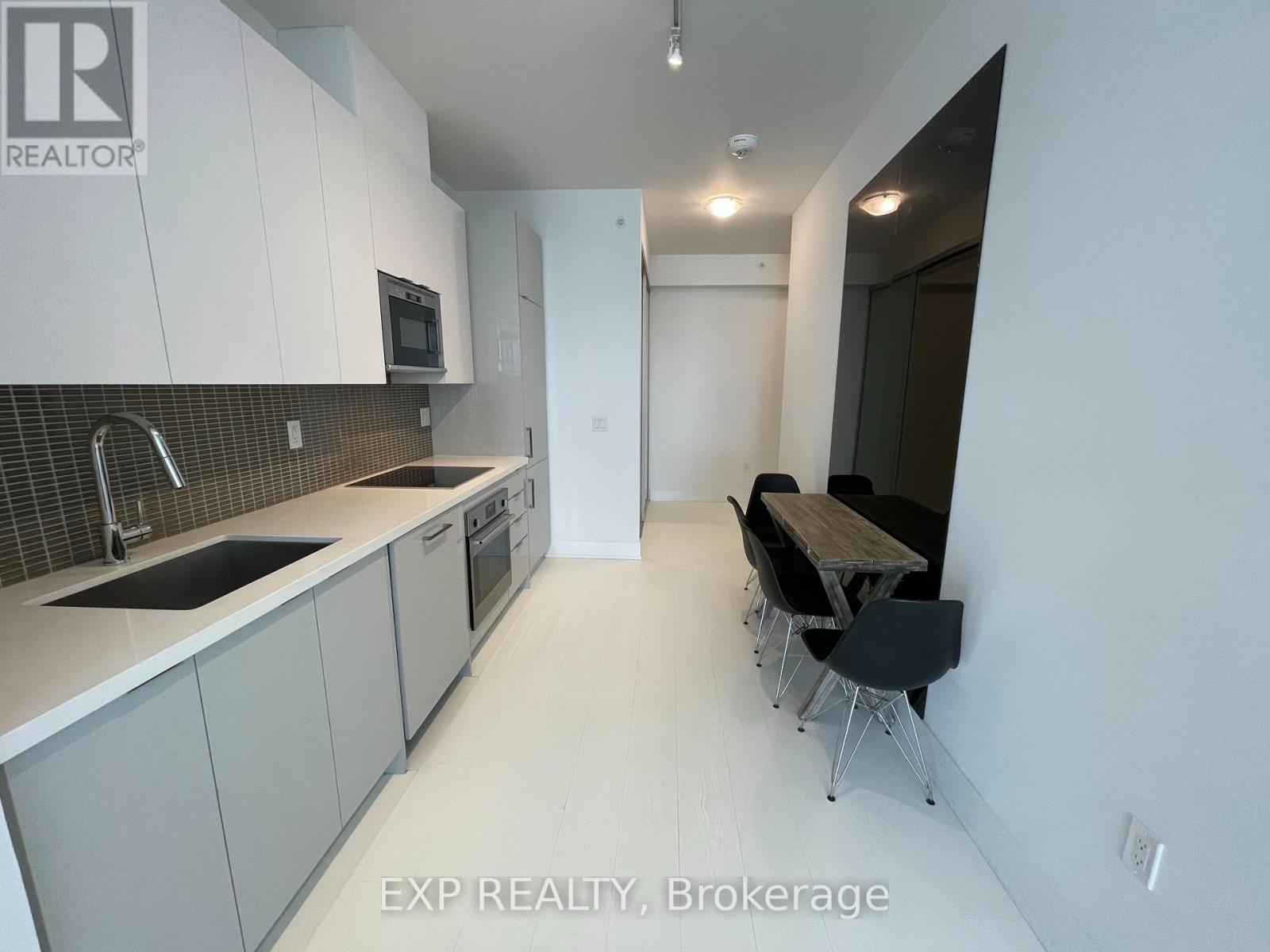 805 - 2908 Highway 7 Road, Vaughan, Ontario  L4K 0K5 - Photo 13 - N12734658