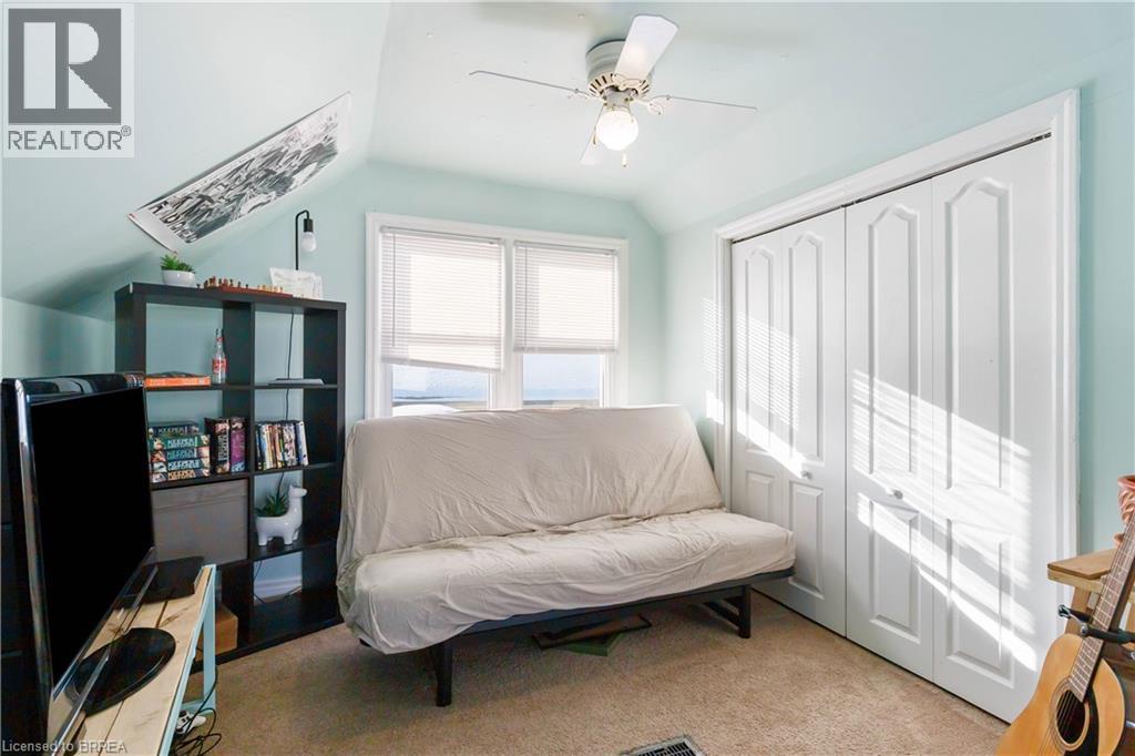 13 Barnes Avenue, Brantford, Ontario  N3R 4Y9 - Photo 14 - 40800733