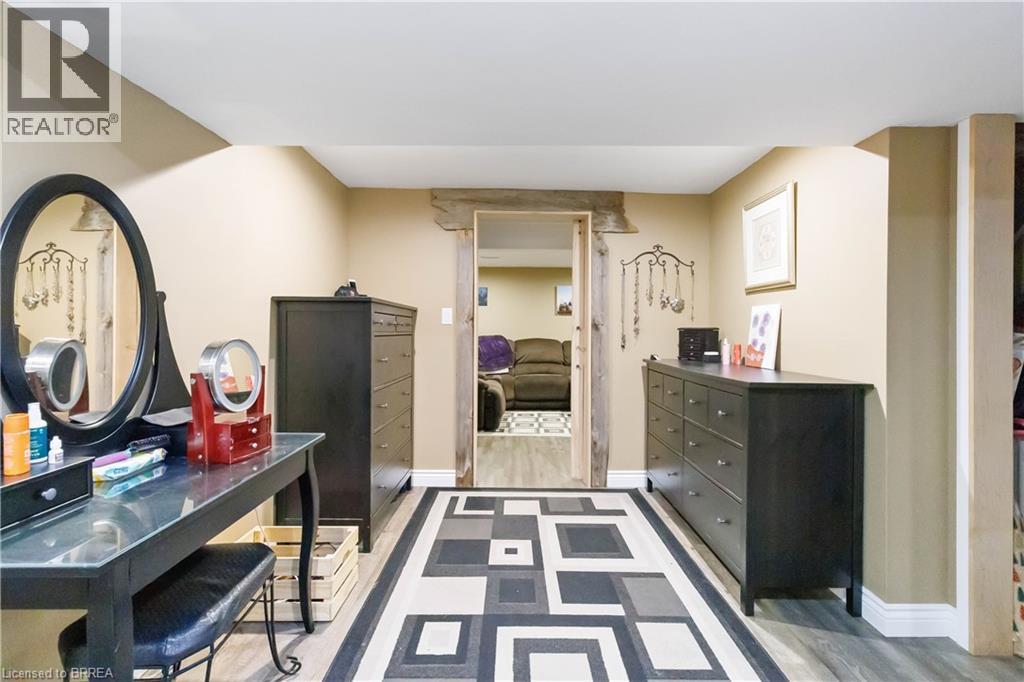 13 Barnes Avenue, Brantford, Ontario  N3R 4Y9 - Photo 24 - 40800733