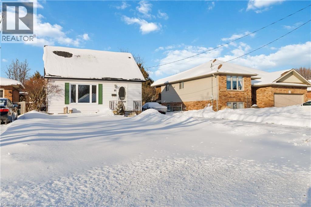 13 Barnes Avenue, Brantford, Ontario  N3R 4Y9 - Photo 3 - 40800733