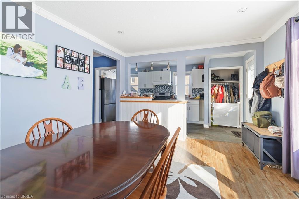 13 Barnes Avenue, Brantford, Ontario  N3R 4Y9 - Photo 8 - 40800733