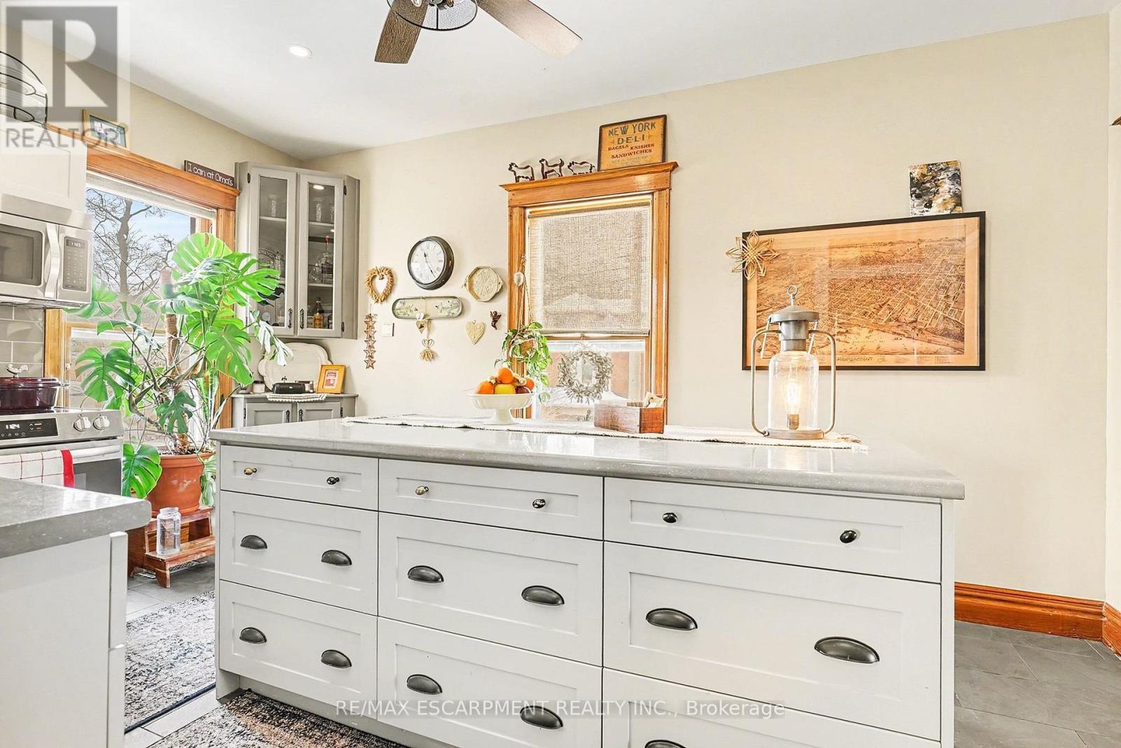 1316 King Street E, Hamilton, Ontario  L8M 1H3 - Photo 14 - X12734646