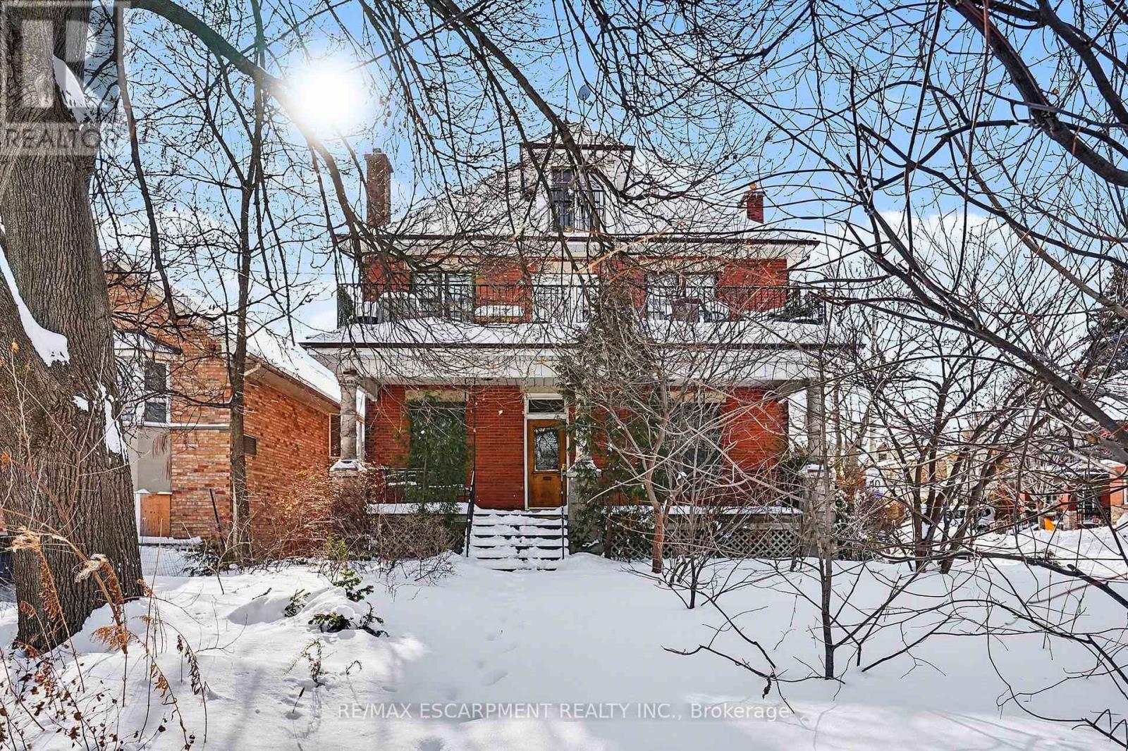 1316 King Street E, Hamilton, Ontario  L8M 1H3 - Photo 2 - X12734646